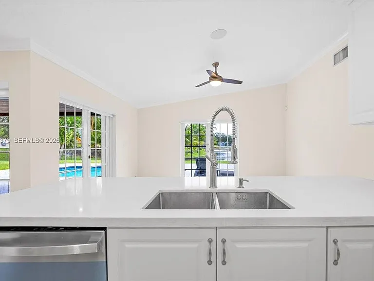 4201 W Sailboat Dr — Photo 23