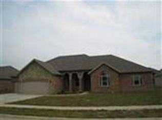 3272 W Cardinal Dr, Springfield, MO 65810