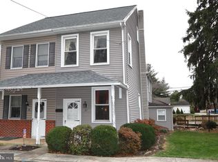 27 Essex St, Marietta, PA