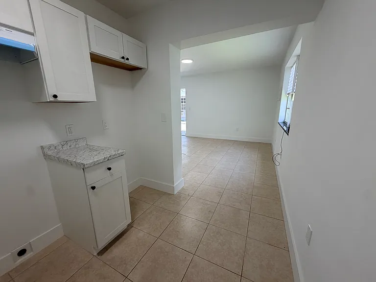 281 NE 78th St #1 — Photo 7