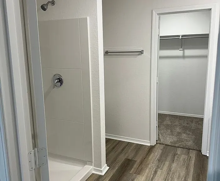 8213 Eastwood Creek Dr — Photo 10