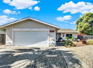 425 Woodhaven Dr, Vacaville, CA