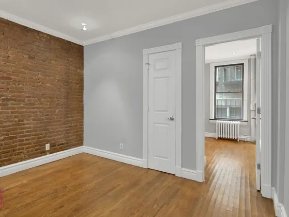 221 East 23rd Street image 6 of 8