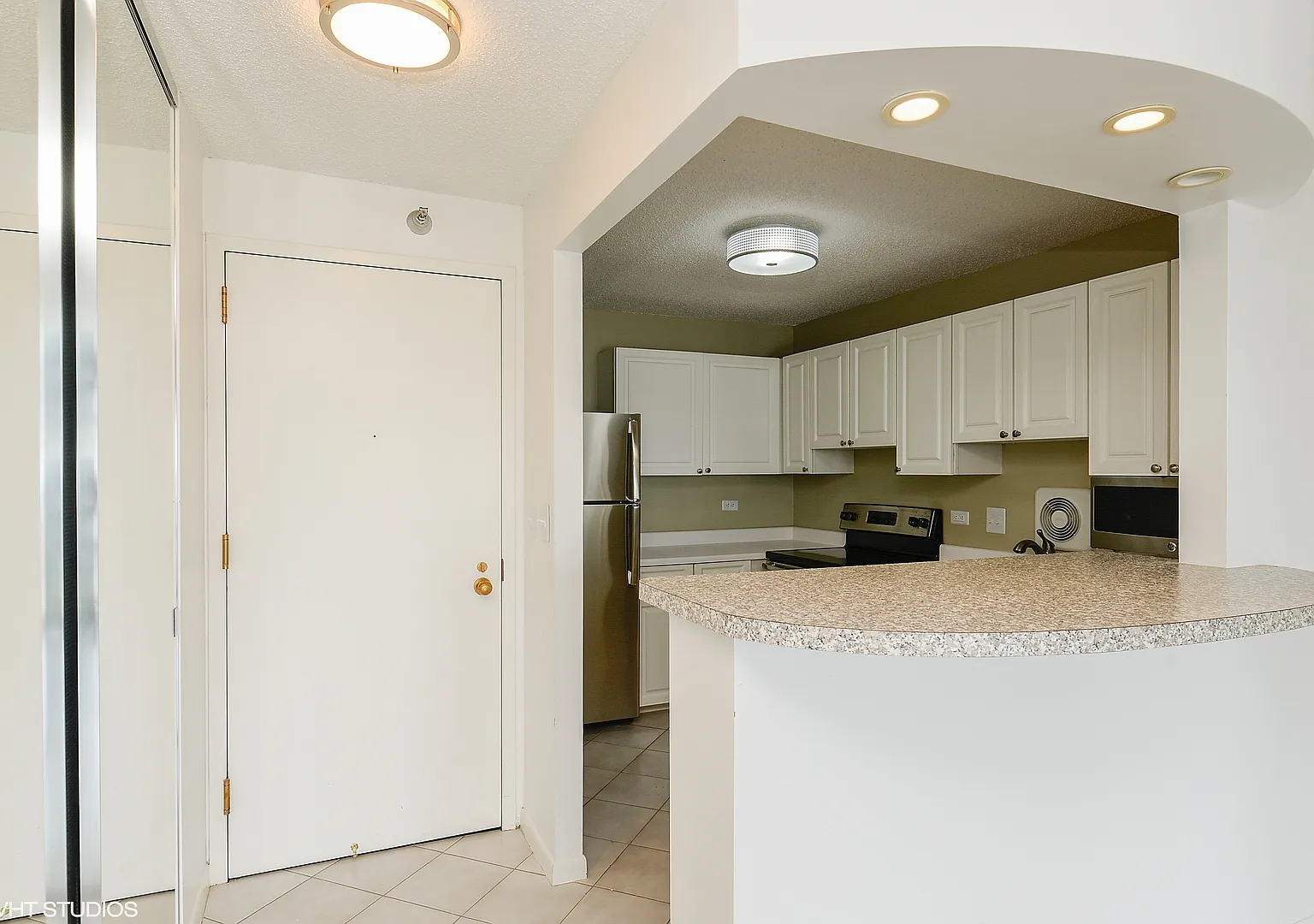1 bed, 650 sqft, $2,500 — Photo 3