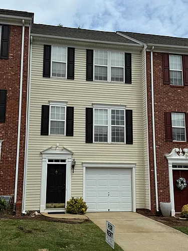 110 Cambria Ct Photo 1
