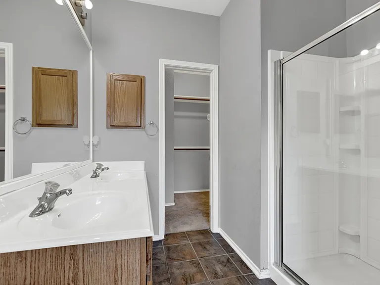 400 Summer Dr — Photo 18