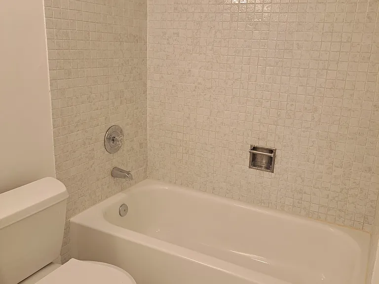 321 W Park Dr #201-12 — Photo 15