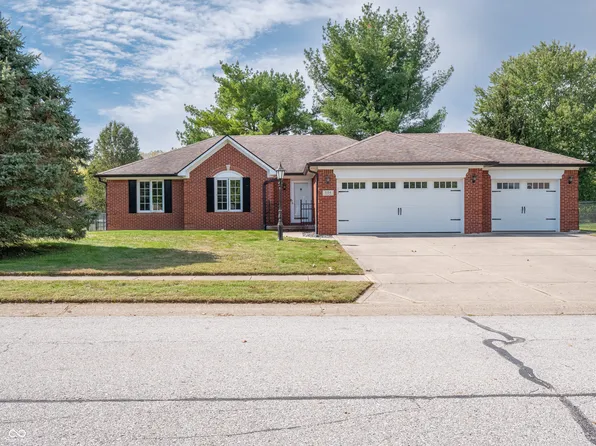 584 Summit Dr, Plainfield, IN 46168