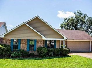 510 McDonald Dr, Clinton, MS 39056