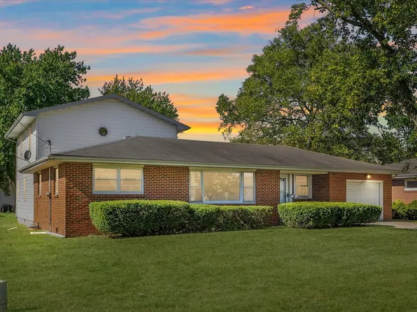 545 S Guthrie St, Gibson City, IL 60936