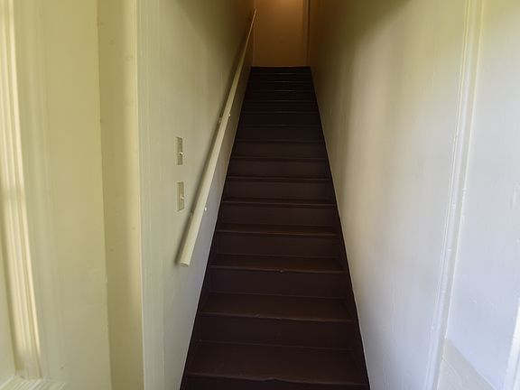 Stairs to Apt