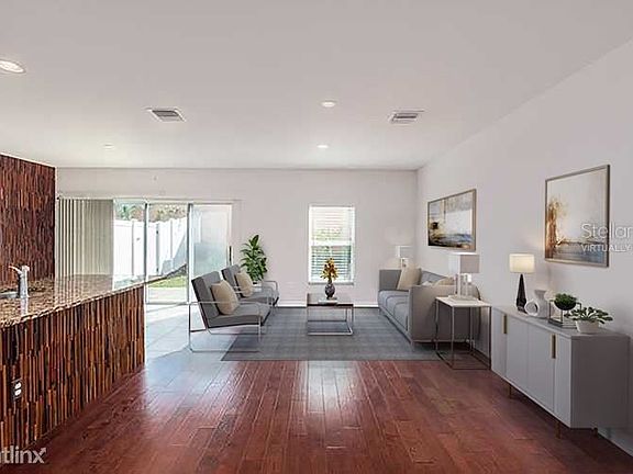 2nd image of 1851 Sommarie Way