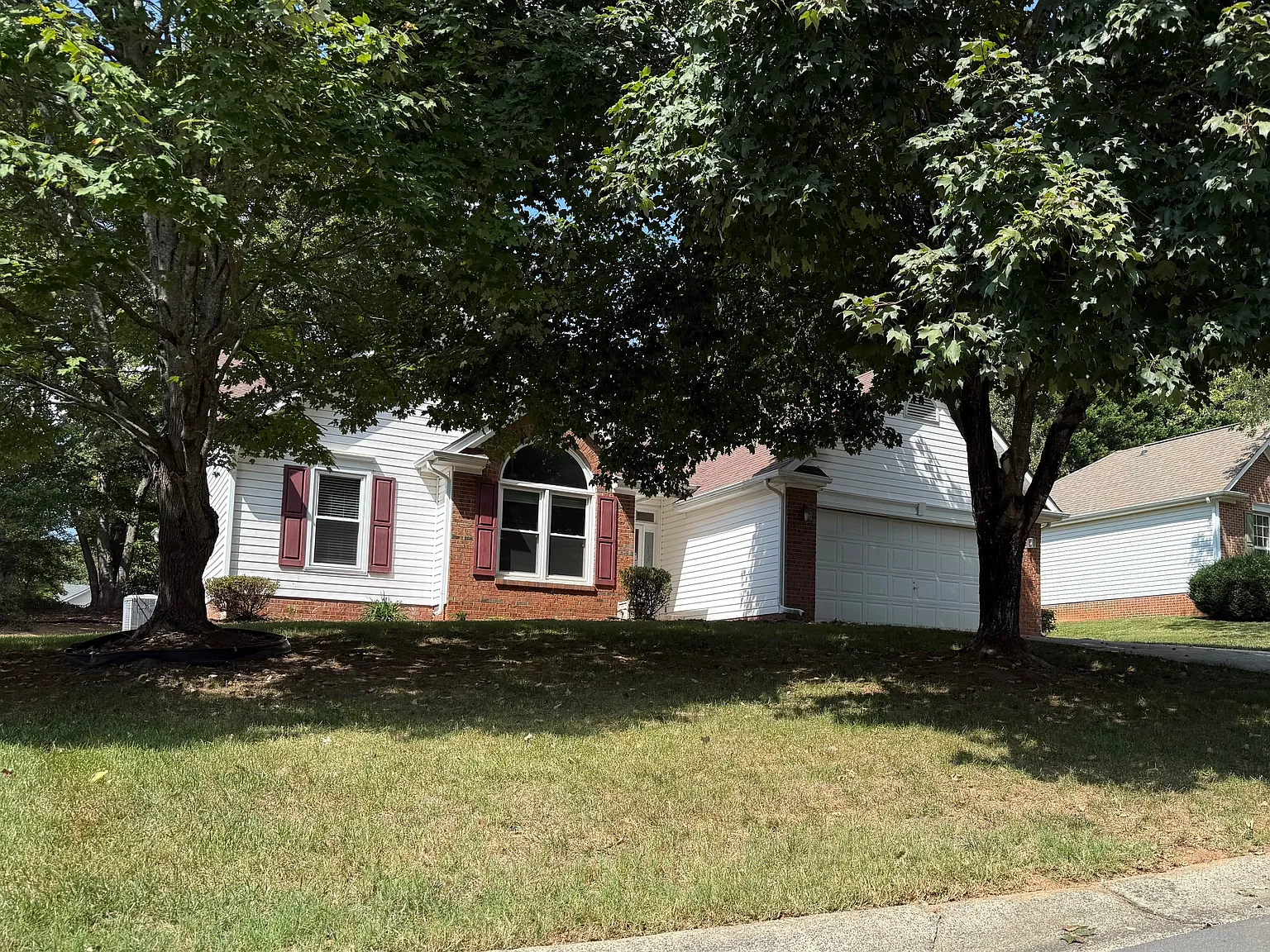 3 bed, 1648 sqft, $2,100 — Photo 4