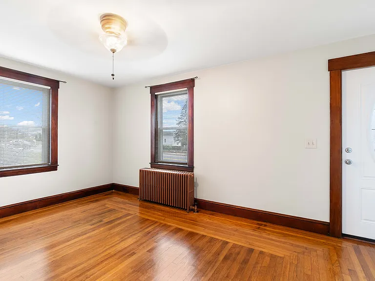 261 Turnpike Ave #1 — Photo 7