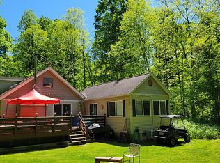 687 New Colony Rd, Put In Bay, OH 43456