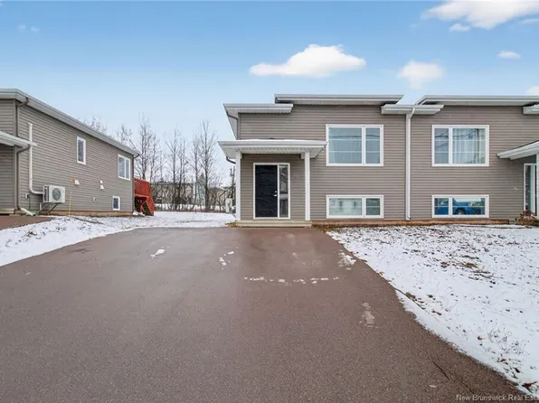 56 Lancefield Cres, Moncton, NB E1E 0E6