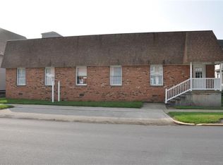 411 W Riverside St, Covington, VA 24426