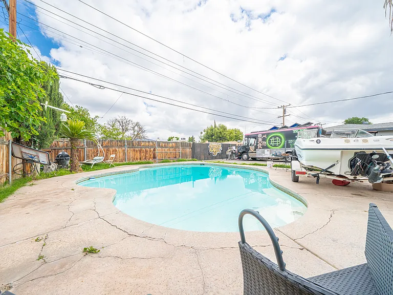 3520 Planz Rd — Photo 20