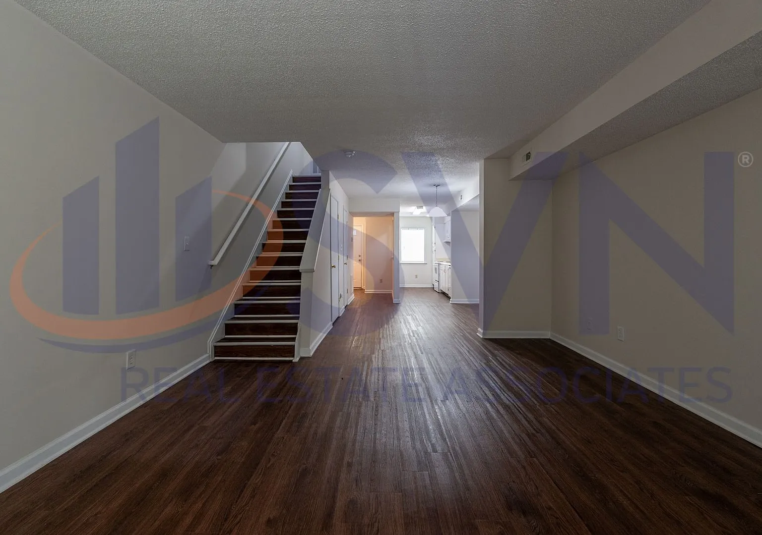 221 Schultz Street 2BR/2.5BA Townhome in Chapel Hill Water Included! — Photo 2
