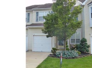 9 Dorset Ct, Bordentown, NJ 08505