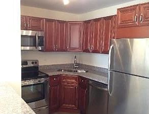 3rd image of 70 W Burton Pl APT 2303F
