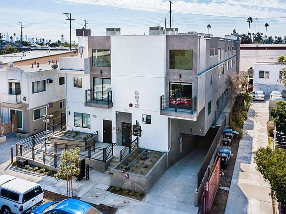 2nd image of 5813 Virginia Ave #2