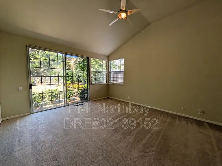3275 Formby Ln — Photo 13