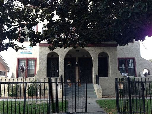 1st image of 637 W 75th St