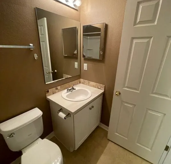 10934 Johanna Ave — Photo 7