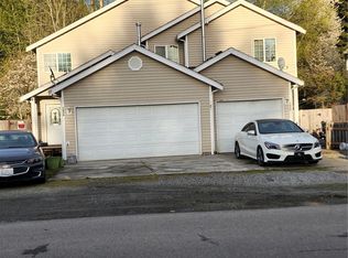102 River Ave SE, Orting, WA 98360