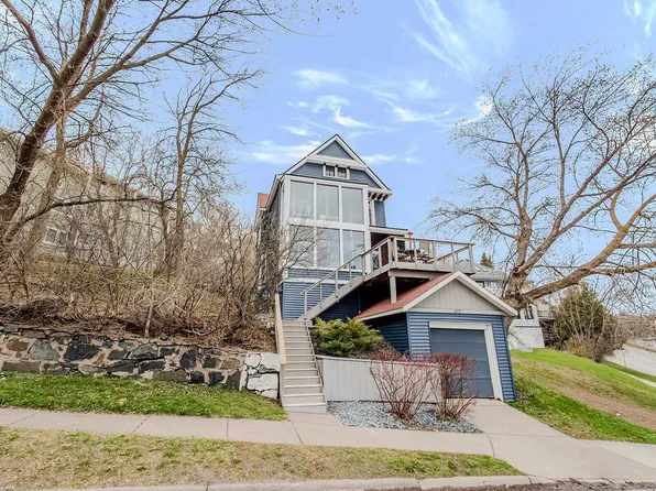 617 W 2nd St, Duluth, MN 55806
