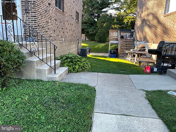 4th image of 2573 Stoneybrook Ln
