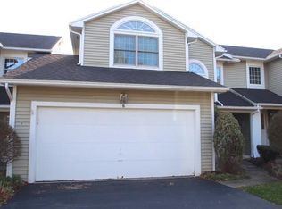 6 Cedarview, Fairport, NY 14450