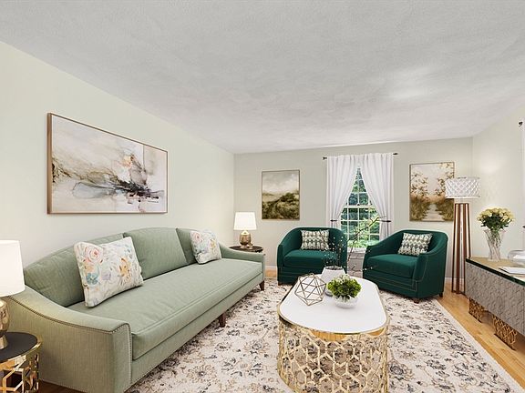 4th image of 16 Parmenter Rd