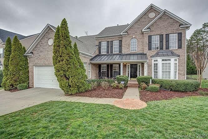 1st image of 2413 Shannon Dr