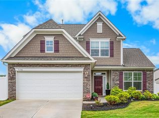 5190 Quail Forest Dr, Clemmons, NC 27012