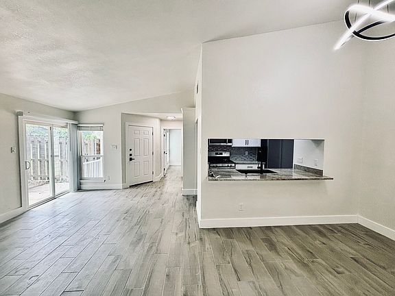 Living room 2