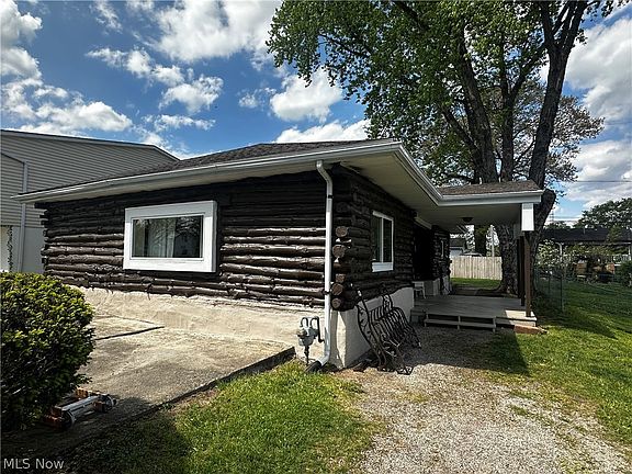 2nd image of 856 Idlewilde Ave