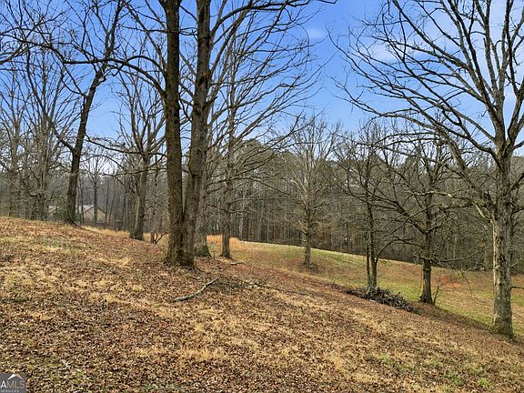 3rd image of 410 N Stringer Rd