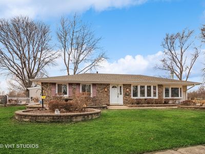 928 Royal Ct, Schaumburg, IL, 60193