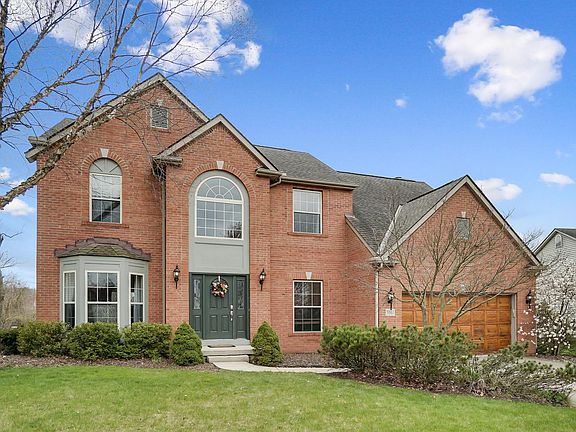 3rd image of 3867 Hidden Cove Cir