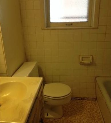 2nd image of 3025 Utah St #L