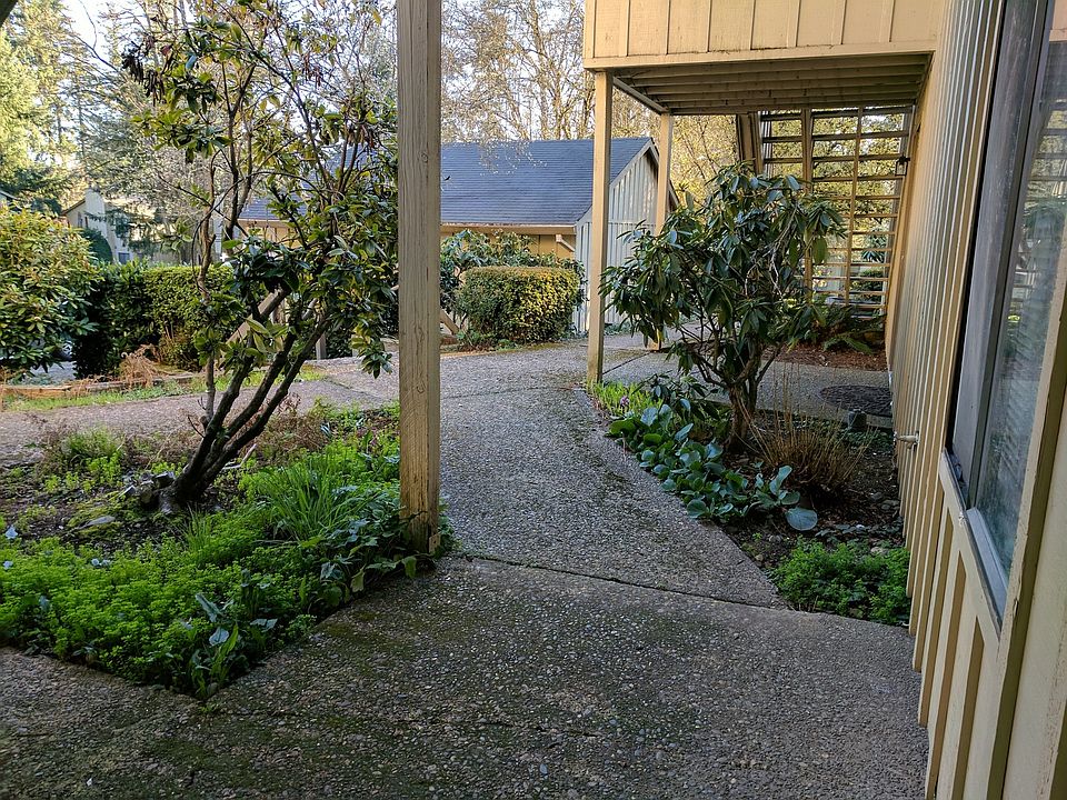 1st image of 6836-6842 SW Montauk Cir #6840