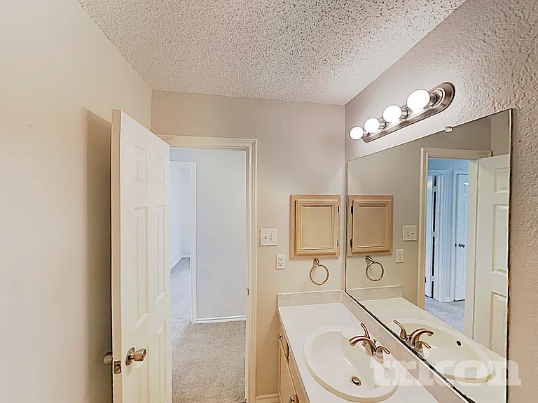 1415 Develon Dr — Photo 14