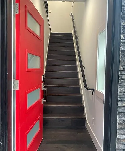 2074 Market St — Photo 4