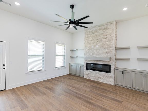3rd image of 6602 SW High Meadow Blvd