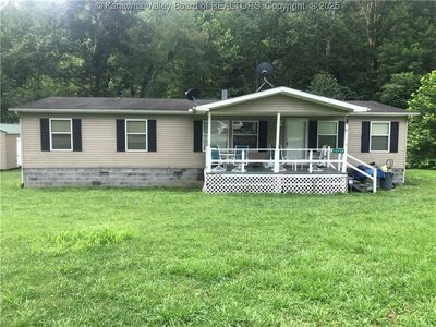 10738 Charleston Rd, Clendenin, WV, 25045
