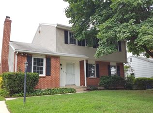 18 Kitty Ln, Newark, DE 19713