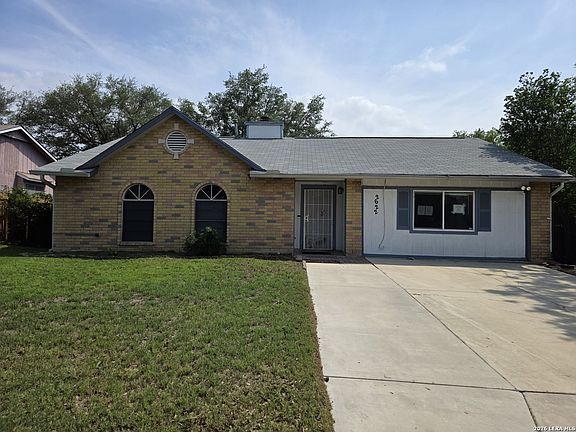 3rd image of 2622 Lakehaven