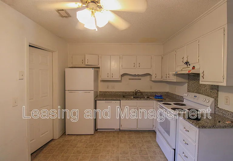 926 Blackrail Ct #C — Photo 6